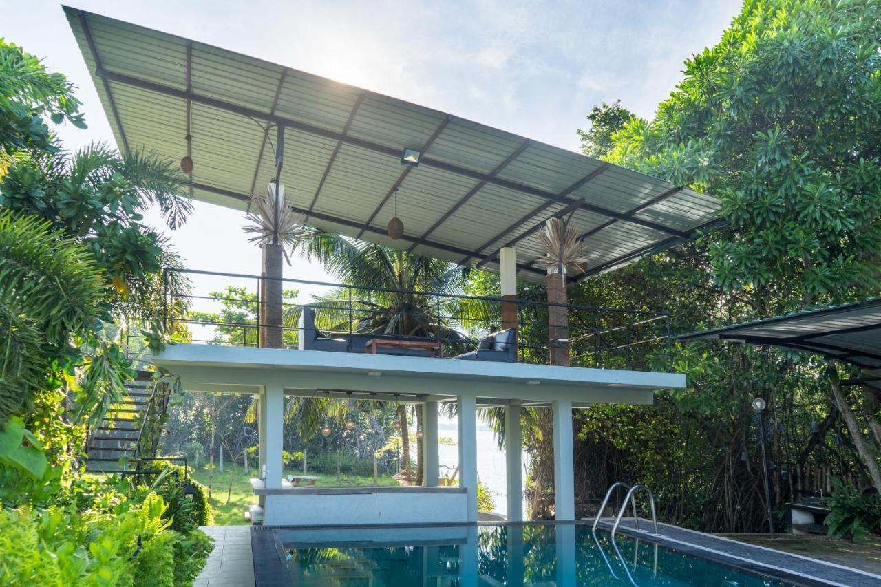 Villa Sarakkuwa Pamunugama Ngoại thất bức ảnh