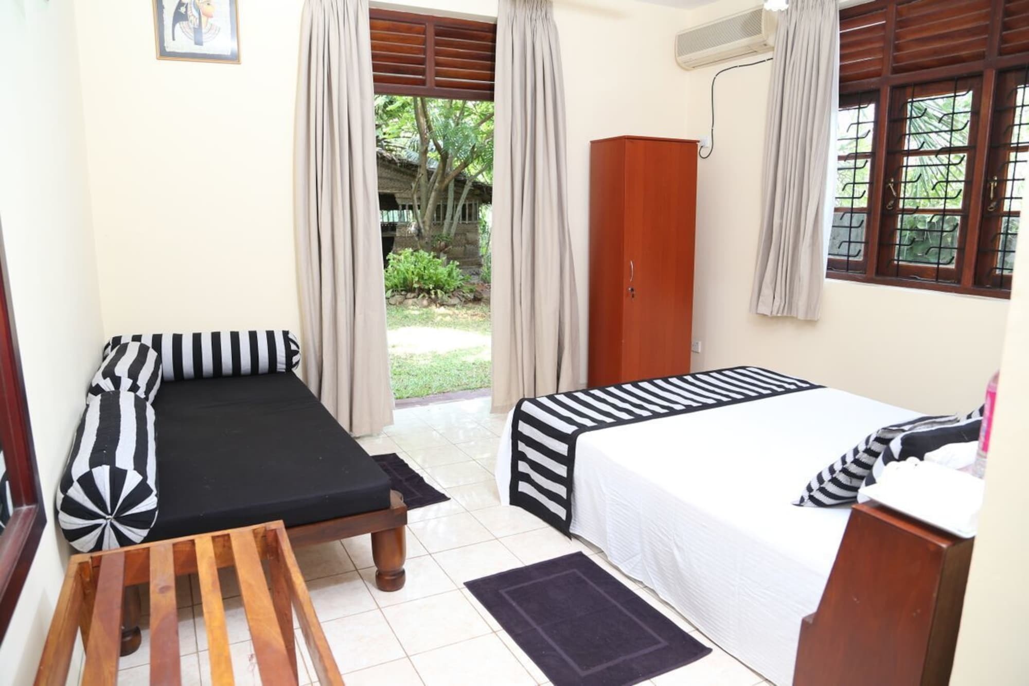 Villa Sarakkuwa Pamunugama Ngoại thất bức ảnh
